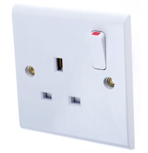 [1006] 13A SINGLE SOCKET PVC